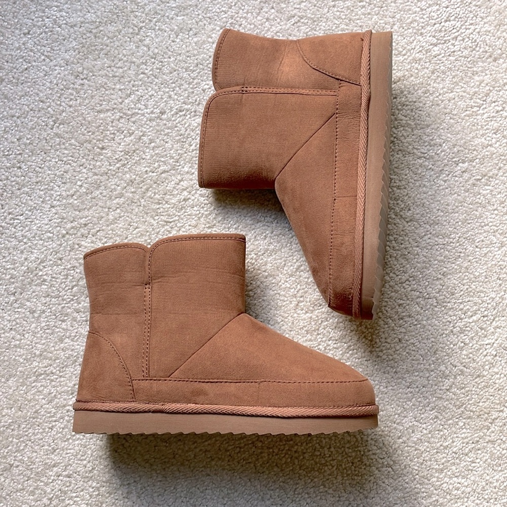 Girls - Size 3Y Slip on boots